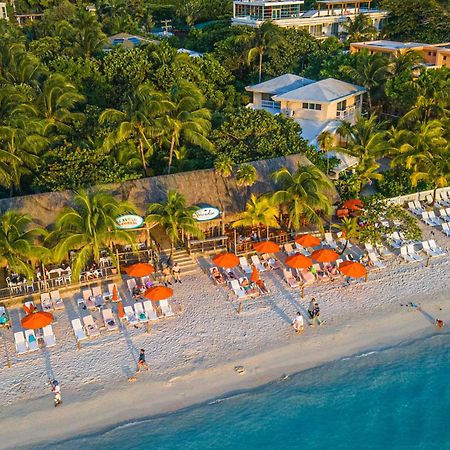 Paradise Beach Hotel & Resort ウェスト・ベイ エクステリア 写真