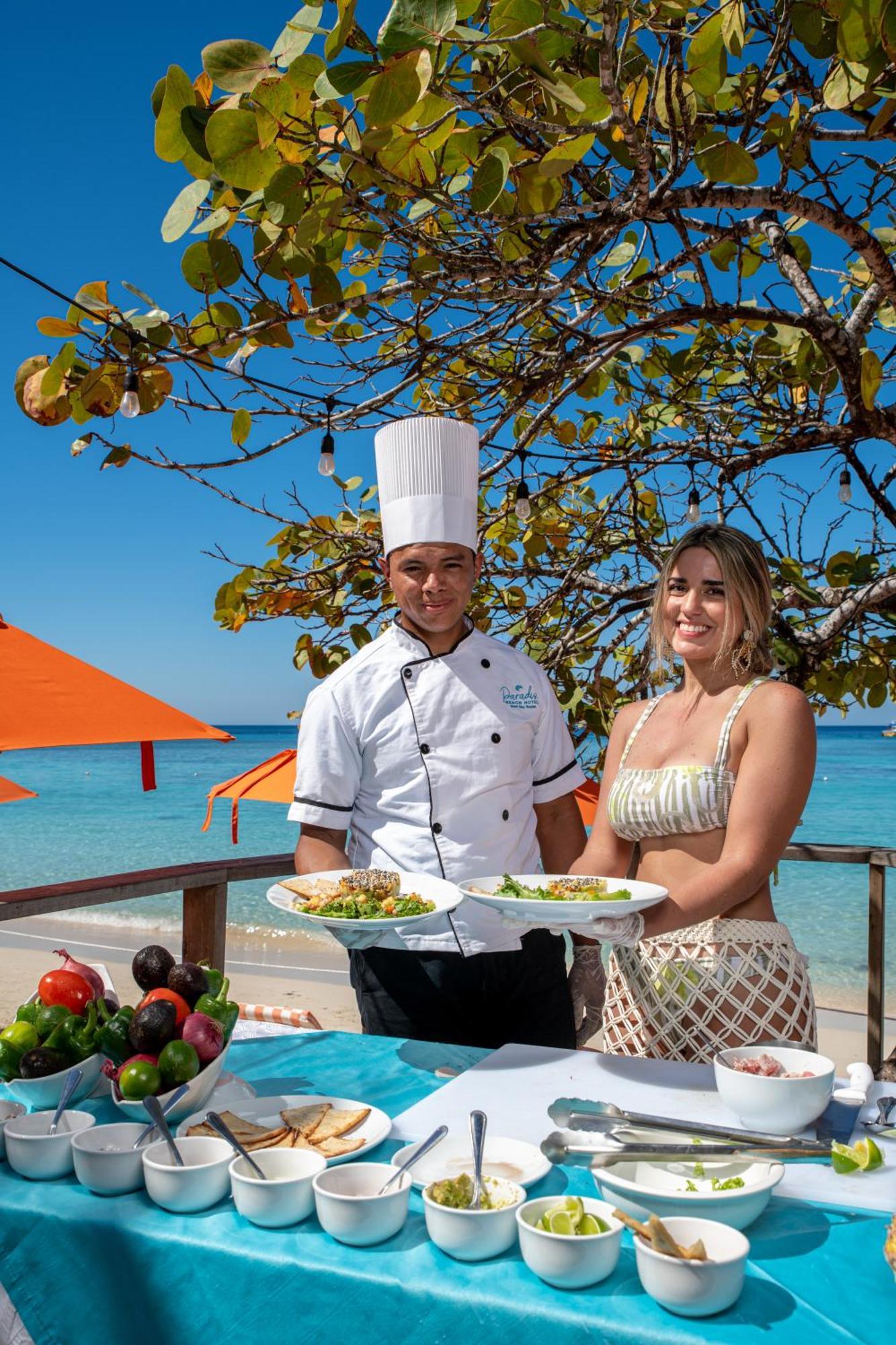 Paradise Beach Hotel & Resort ウェスト・ベイ エクステリア 写真